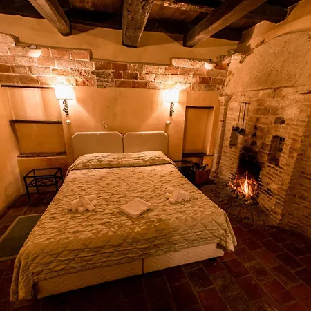 Hotel Diffuso - Rocca 3*